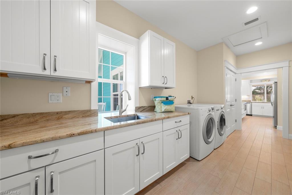 CHARLOTTE SHORES - Residential