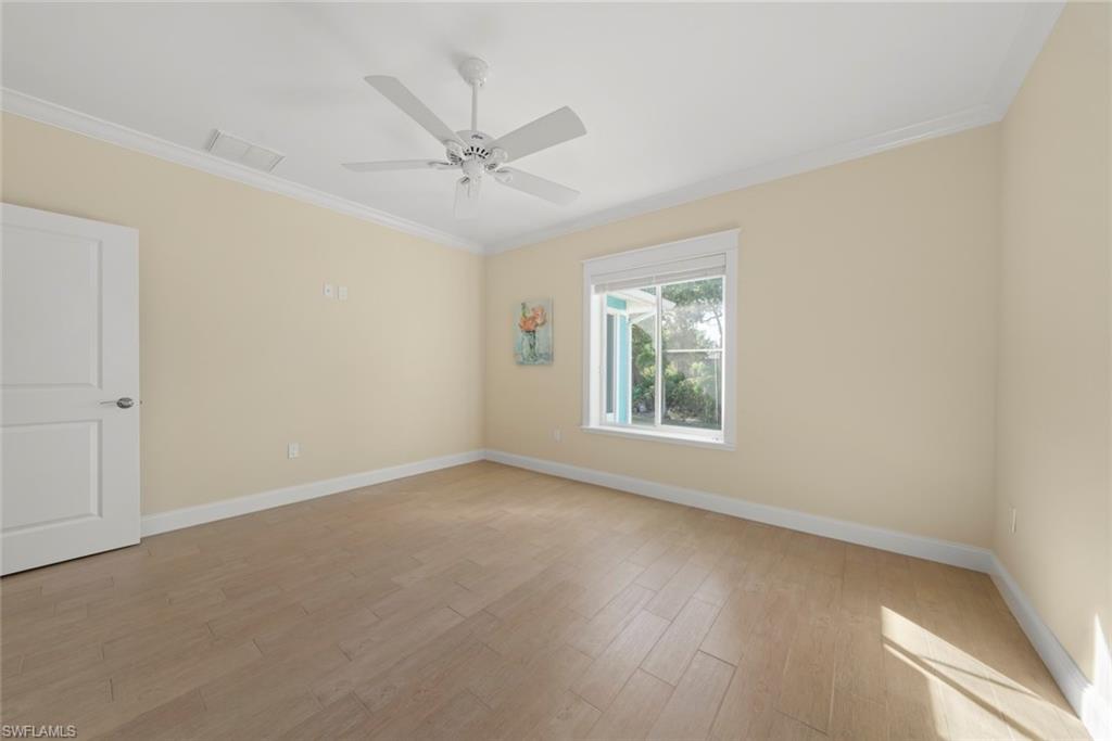 CHARLOTTE SHORES - Residential