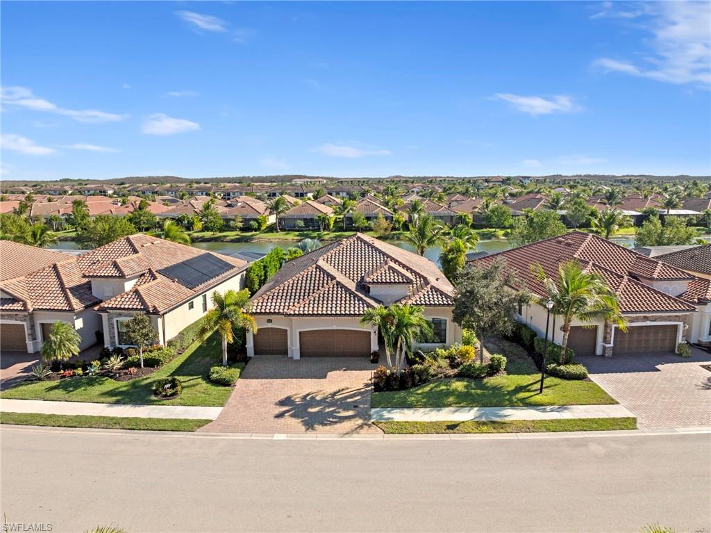 BONITA NATIONAL GOLF AND COUNTRY CLUB - Residential