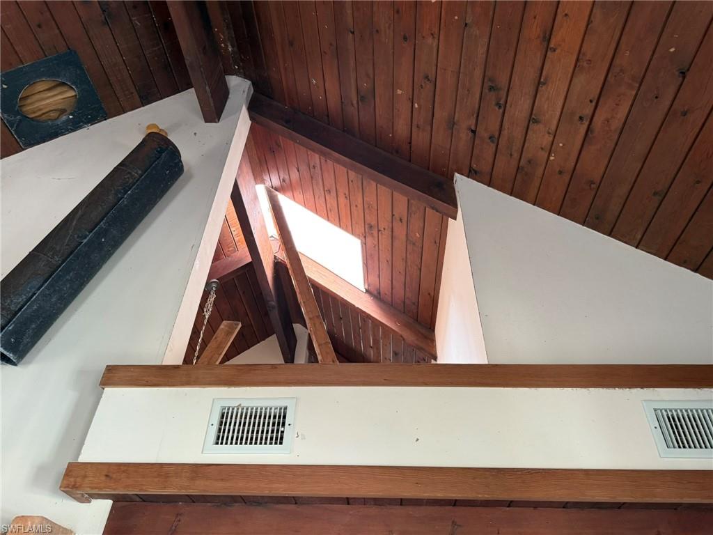 JOSES HIDEAWAY - Residential