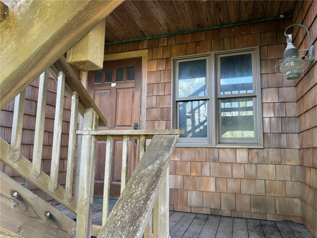 JOSES HIDEAWAY - Residential