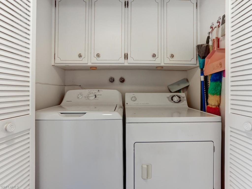 GLADES COUNTRY CLUB - Residential