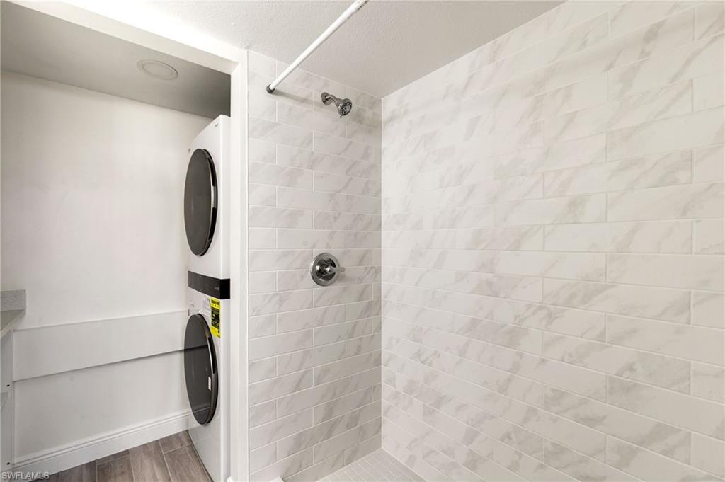 NEWPORT GLEN - Residential