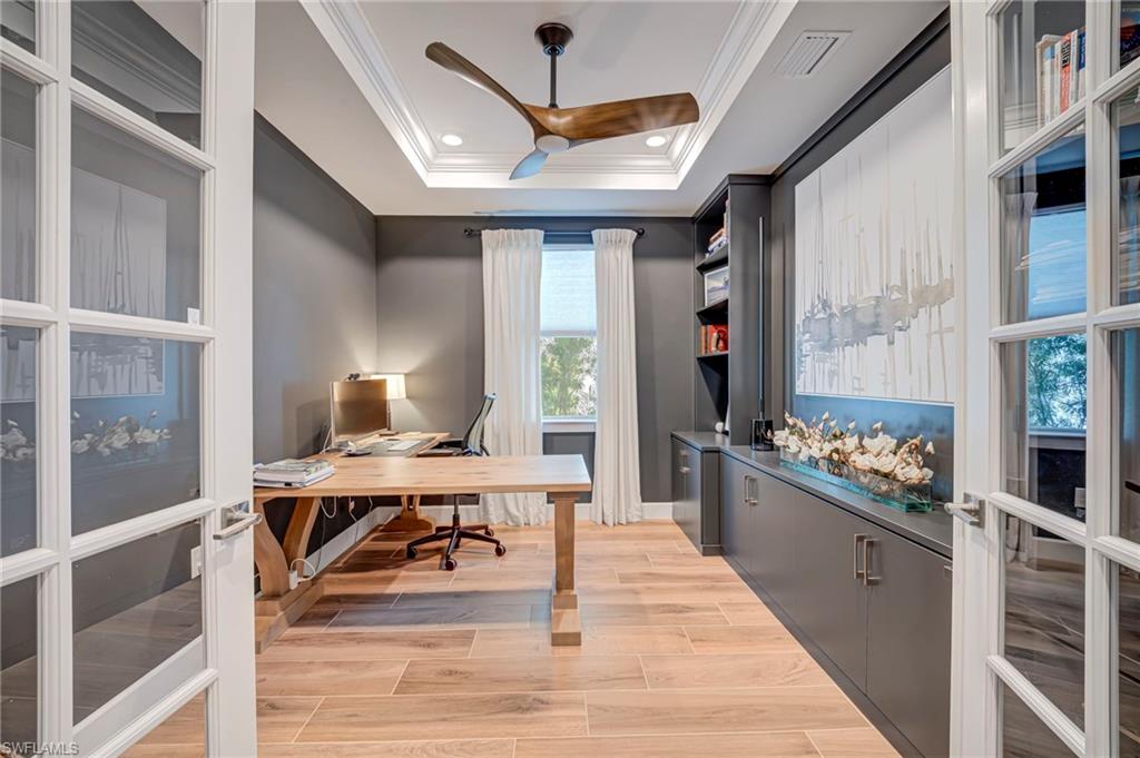 EDGEWATER SHORES - Residential