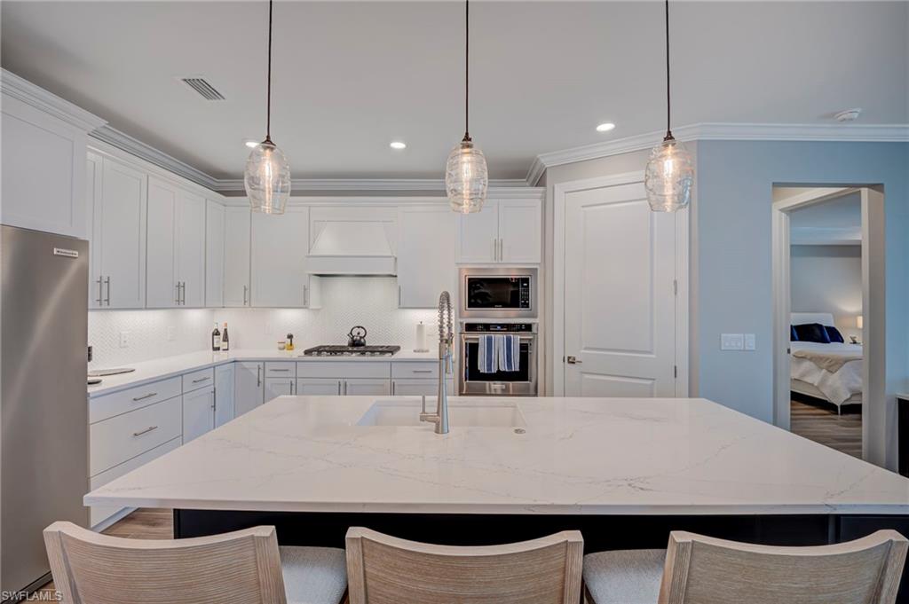 EDGEWATER SHORES - Residential