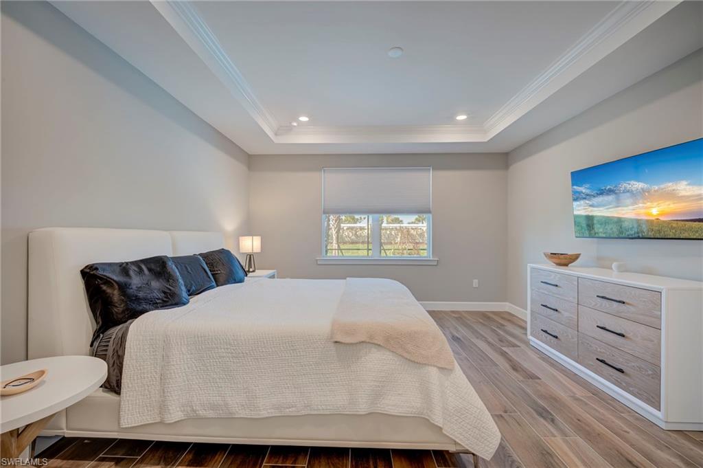 EDGEWATER SHORES - Residential