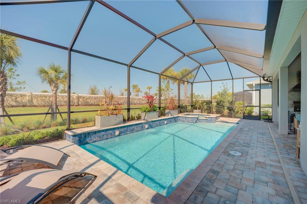 EDGEWATER SHORES - Residential