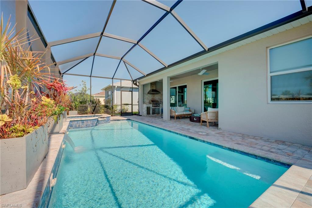 EDGEWATER SHORES - Residential