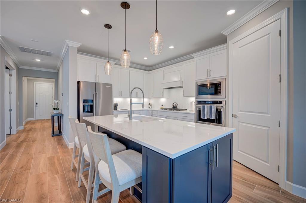 EDGEWATER SHORES - Residential