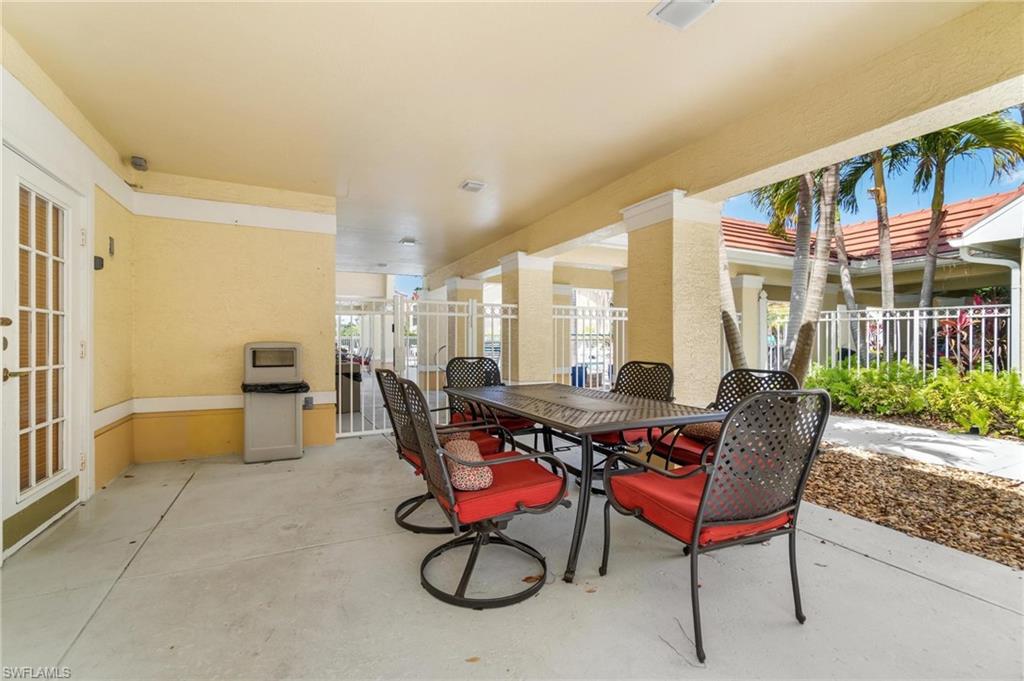 VENETIAN PALMS - Residential