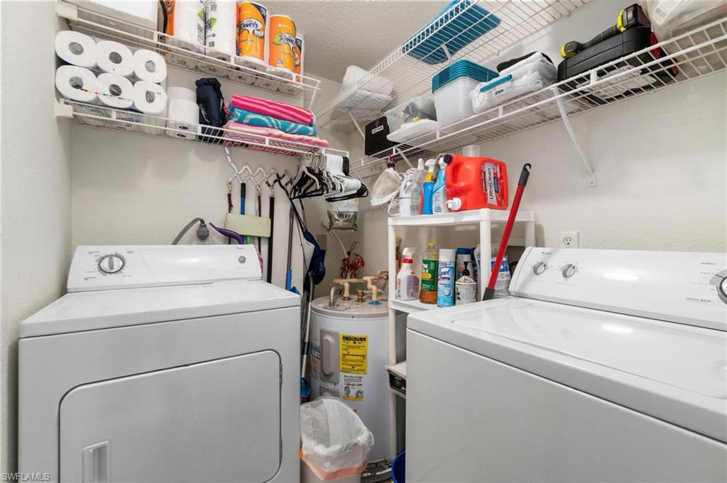 VENETIAN PALMS - Residential