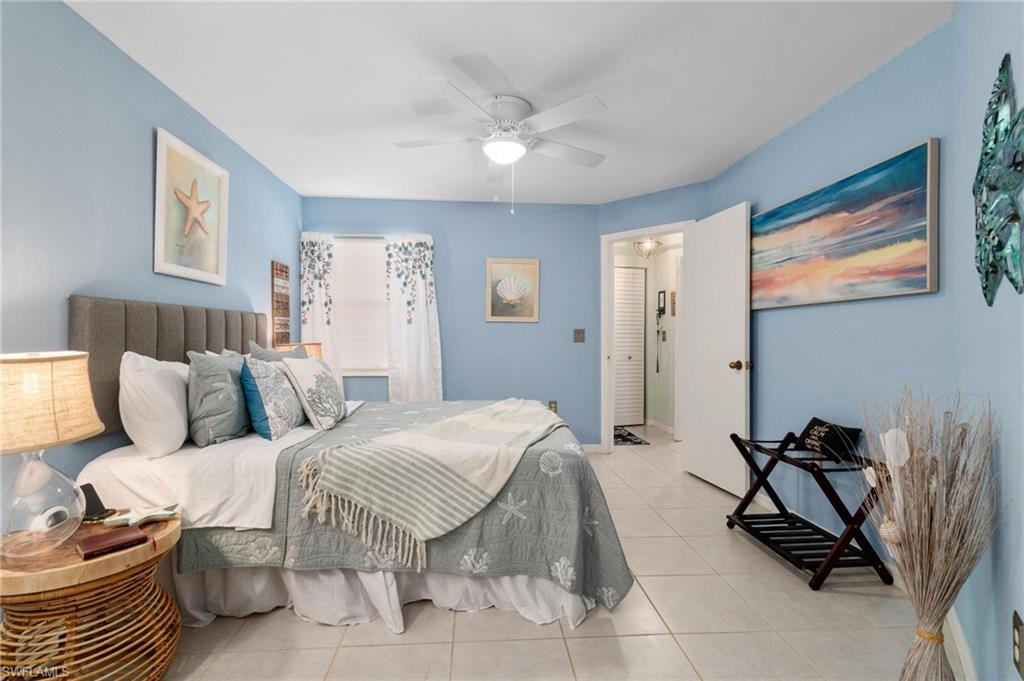 VENETIAN PALMS - Residential