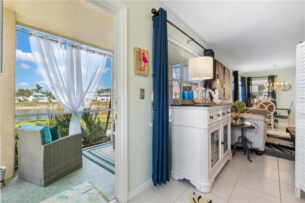 VENETIAN PALMS - Residential