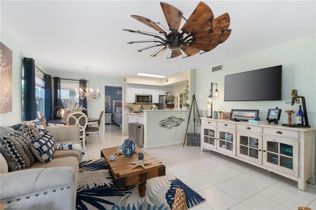 VENETIAN PALMS - Residential