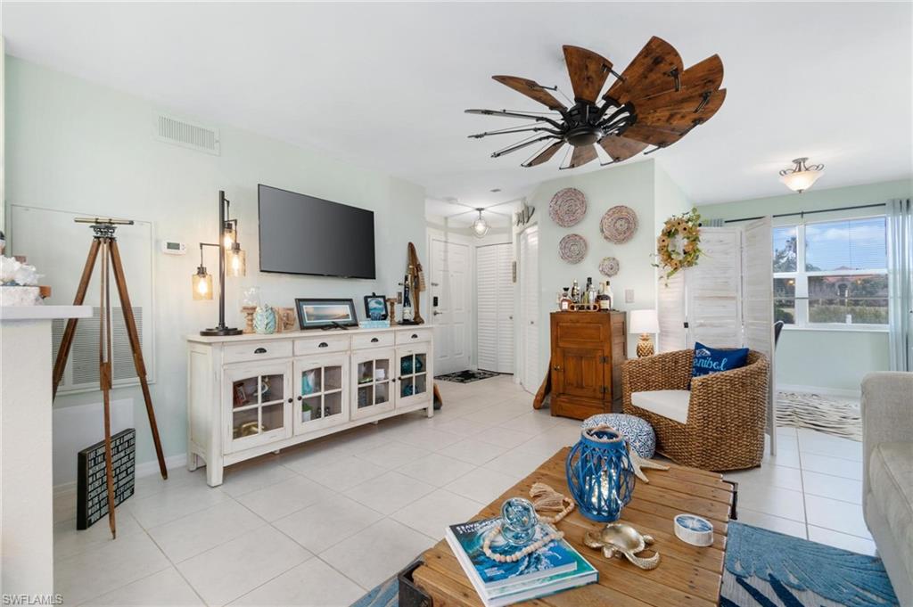 VENETIAN PALMS - Residential