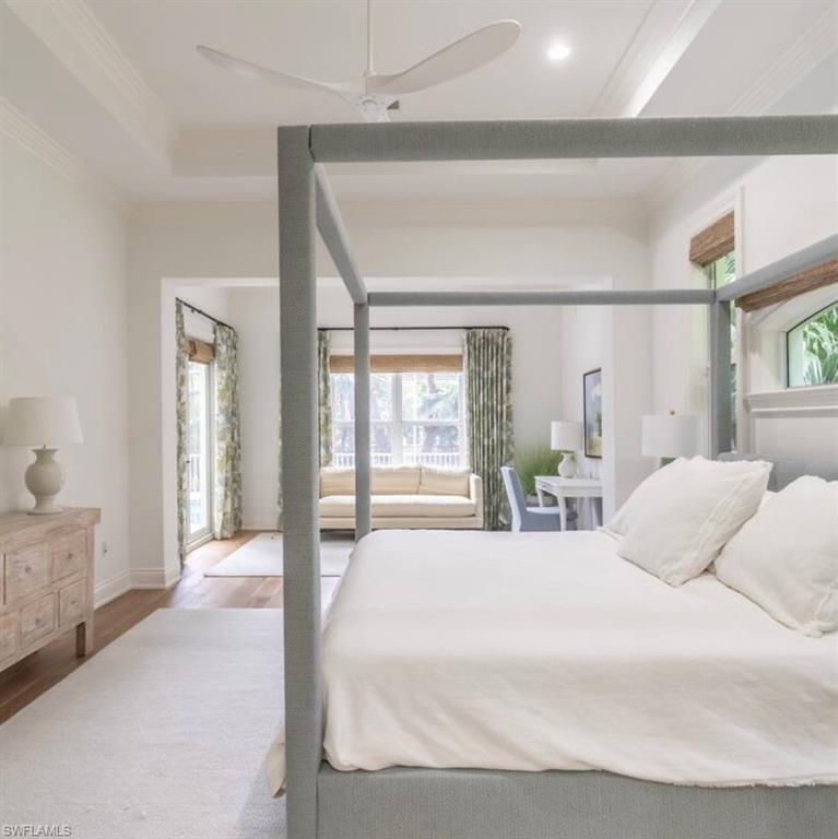 MOORINGS - Residential Lease