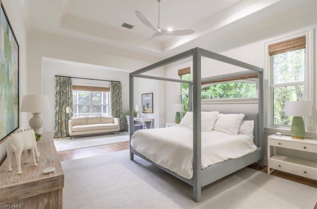 MOORINGS - Residential Lease