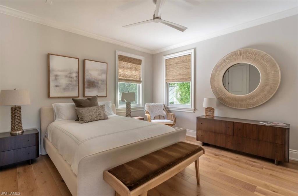 MOORINGS - Residential Lease