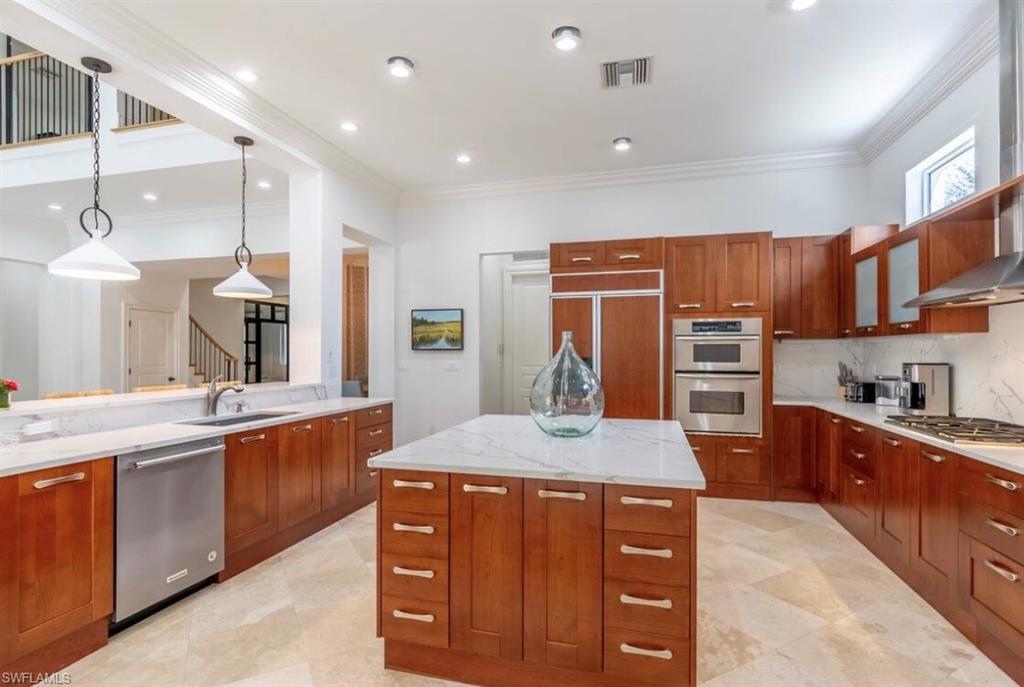 MOORINGS - Residential Lease