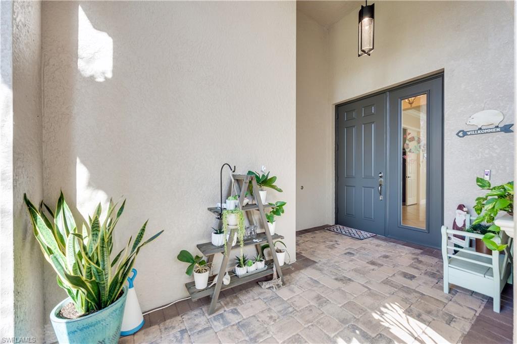 RIVERSTONE - Residential