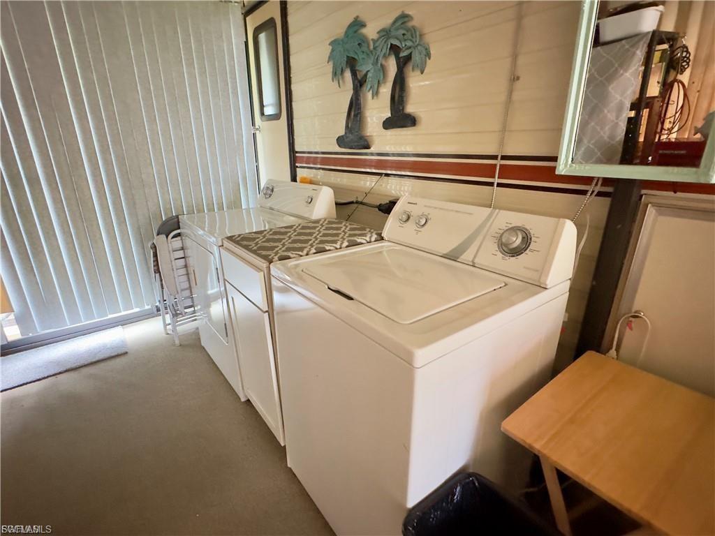 CORKSCREW WOODLANDS - Residential