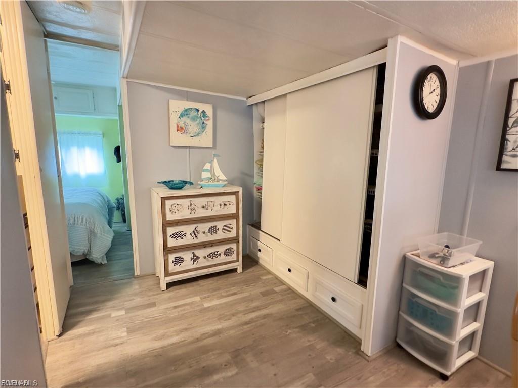 CORKSCREW WOODLANDS - Residential