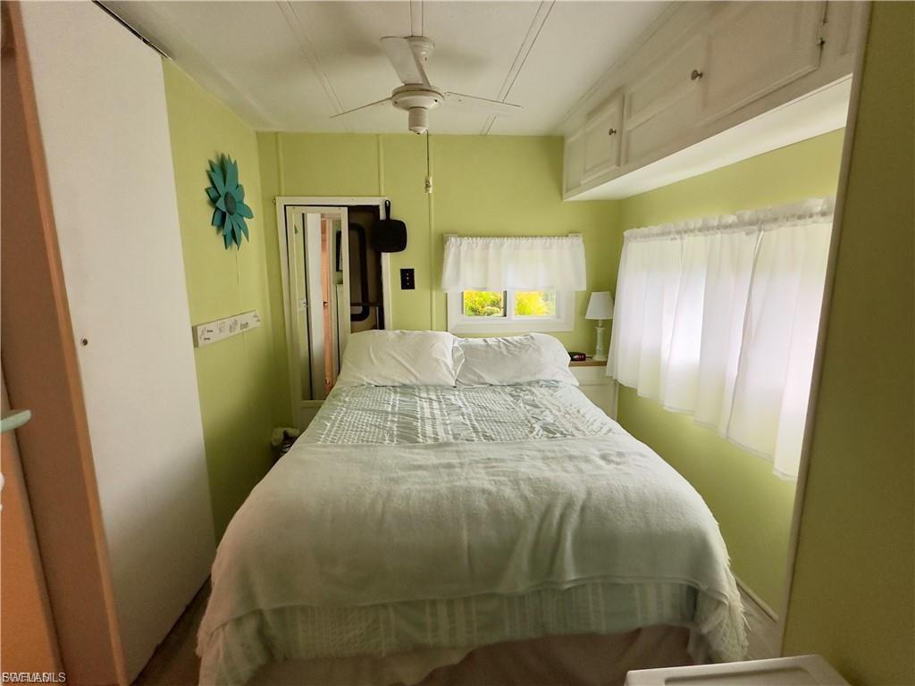 CORKSCREW WOODLANDS - Residential