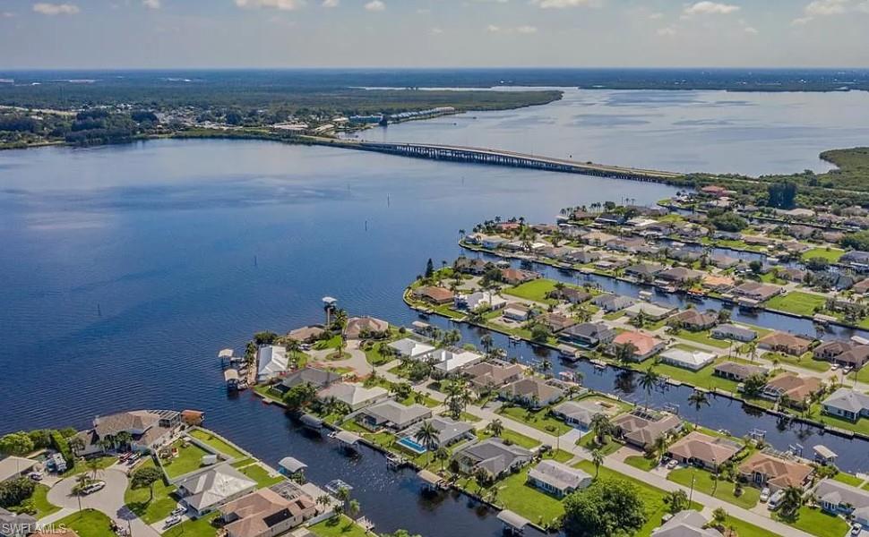 PORT CHARLOTTE - Land