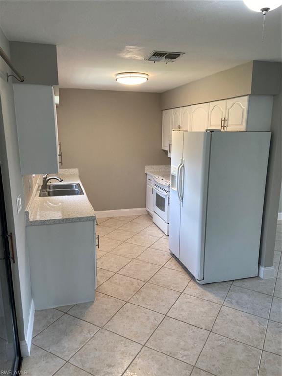 SAN CARLOS PARK - Residential