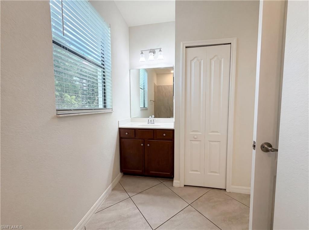 PORTICO - Residential