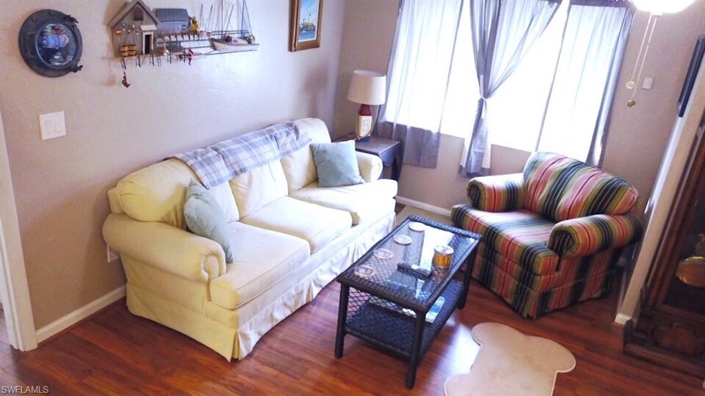 CORAL POINT - Residential