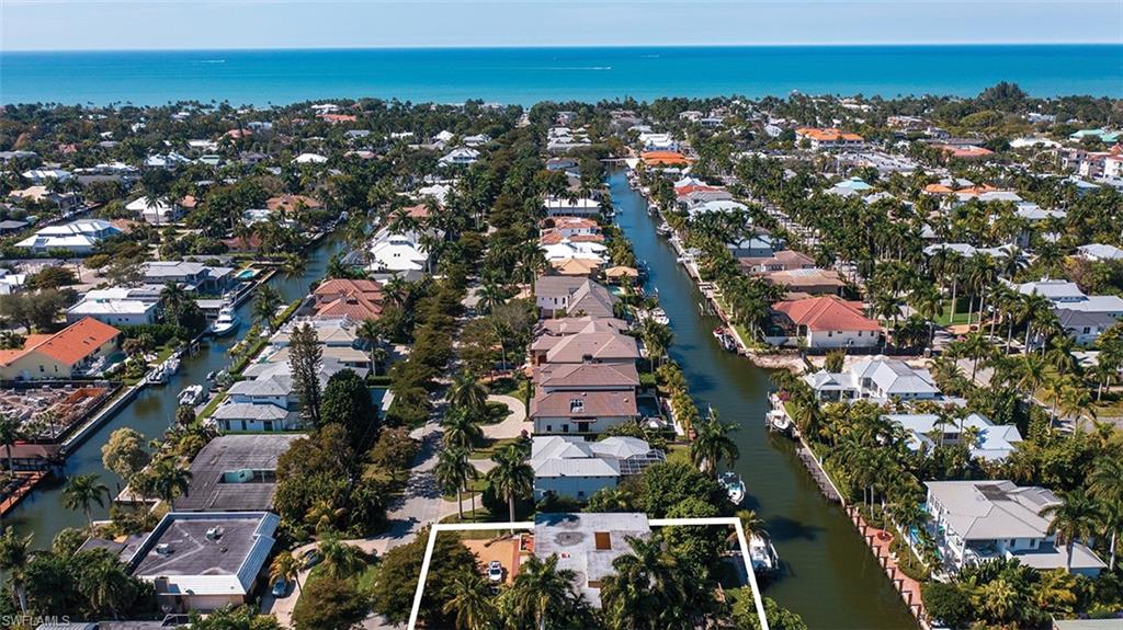 AQUALANE SHORES - Residential