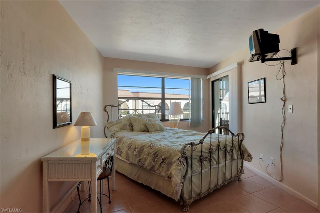 ANGLERS COVE - Residential