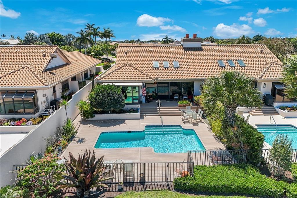 NORTHSTAR VILLAS - Residential