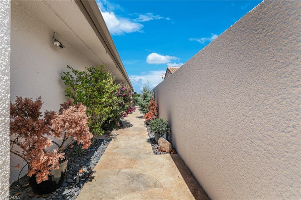 NORTHSTAR VILLAS - Residential