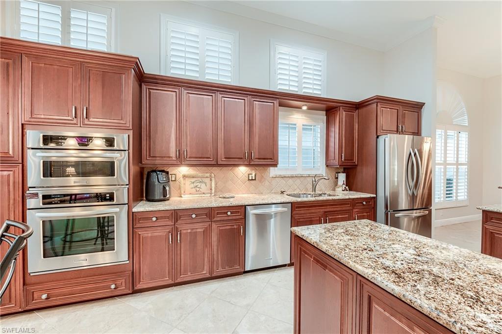 SILVER OAK AT THE VINES - Residential