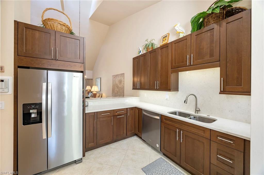 BEARS PAW VILLAS - Residential