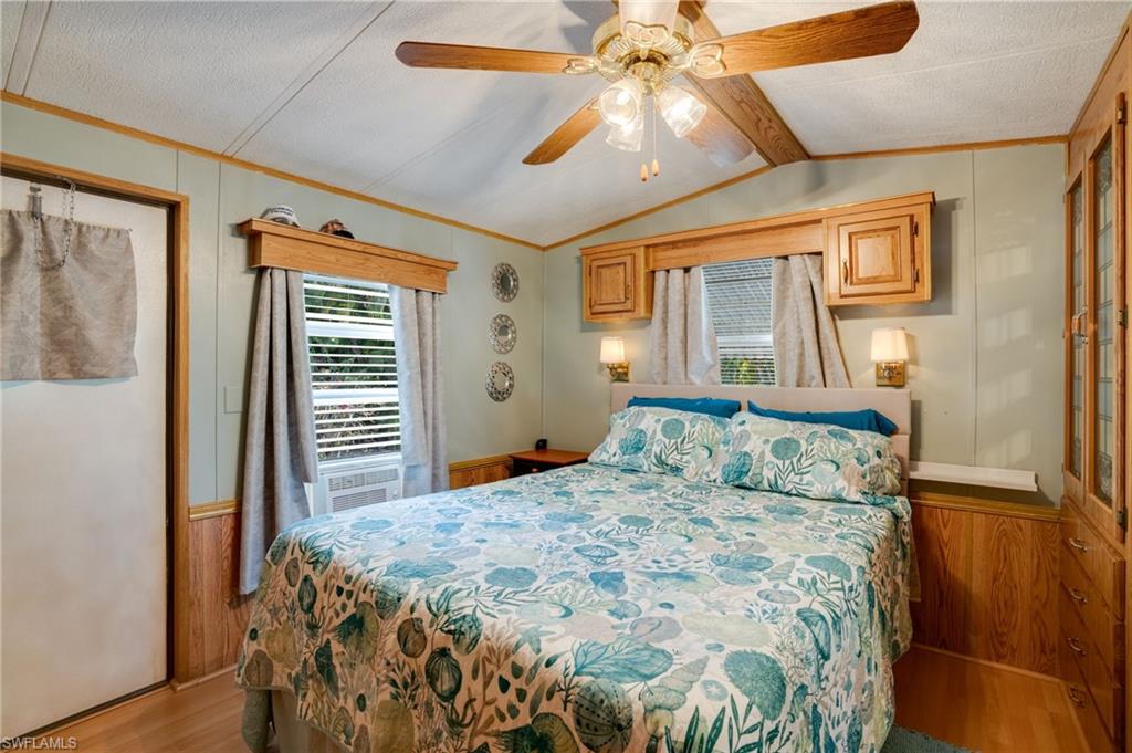 CORKSCREW WOODLANDS - Residential