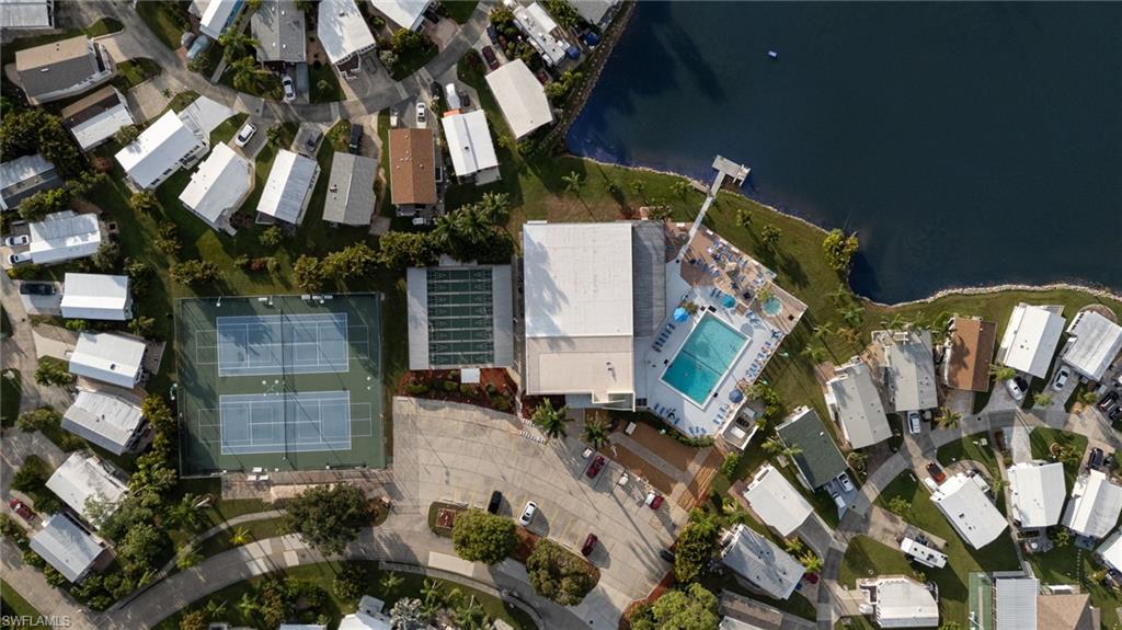 CORKSCREW WOODLANDS - Residential