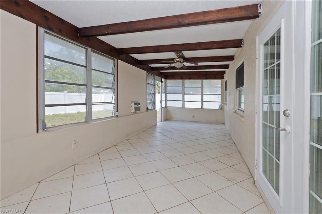 SAN CARLOS PARK - Residential