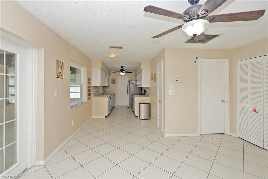 SAN CARLOS PARK - Residential