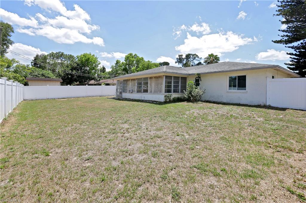 SAN CARLOS PARK - Residential