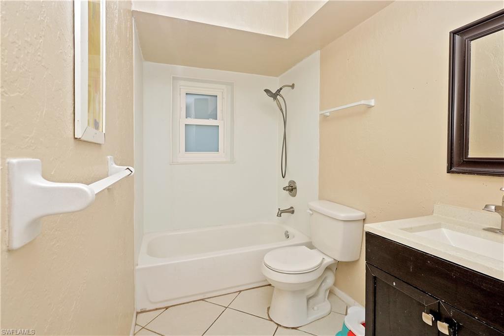 SAN CARLOS PARK - Residential