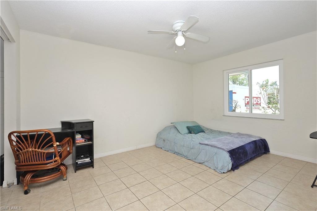 SAN CARLOS PARK - Residential