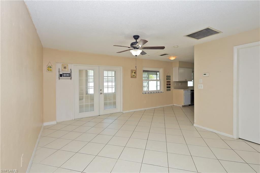 SAN CARLOS PARK - Residential