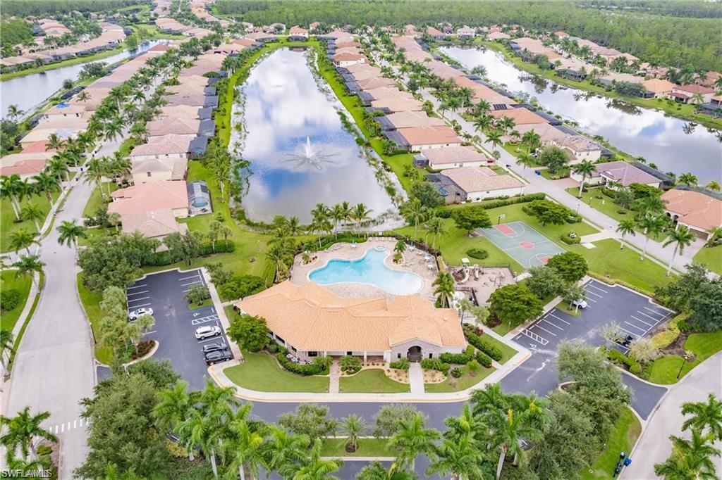 REFLECTION ISLES - Residential