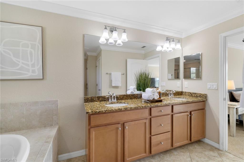 REFLECTION ISLES - Residential