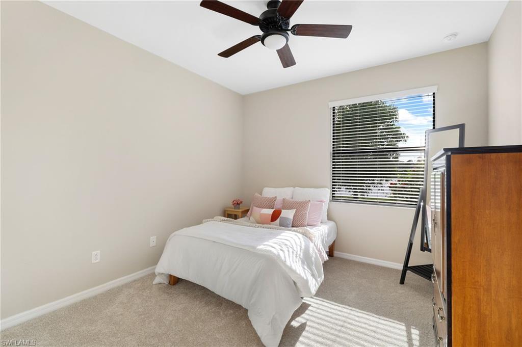 REFLECTION ISLES - Residential