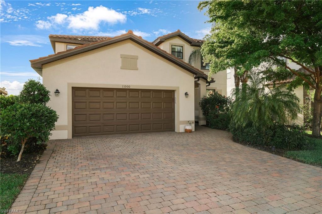 REFLECTION ISLES - Residential