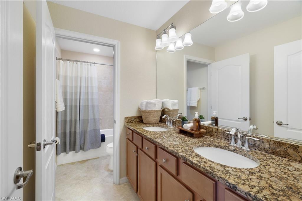 REFLECTION ISLES - Residential